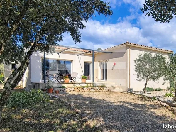 Villa 4 pièces 100 m²