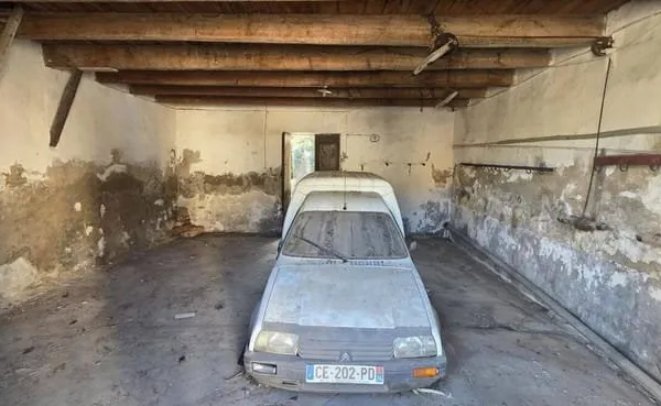 Local commercial 156 m²