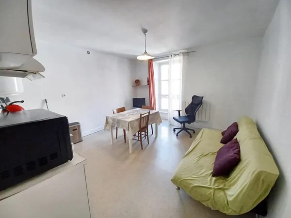 T1 meublé 9 rue du 14 JUILLET AURILLAC