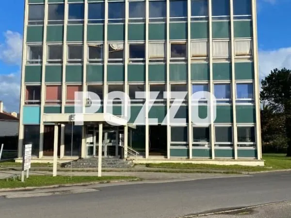Bureaux 361 m²
