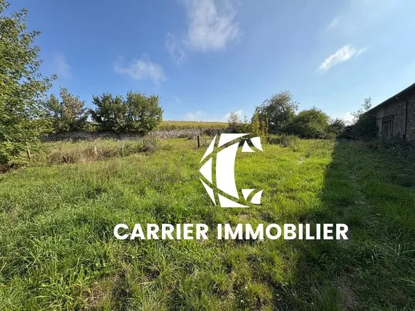 2 Beaux terrains plats constructibles au coeur de Duerne