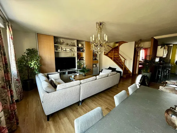 Appartement 4 pièces 83 m²