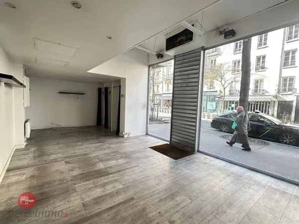 Commerce 76 m²