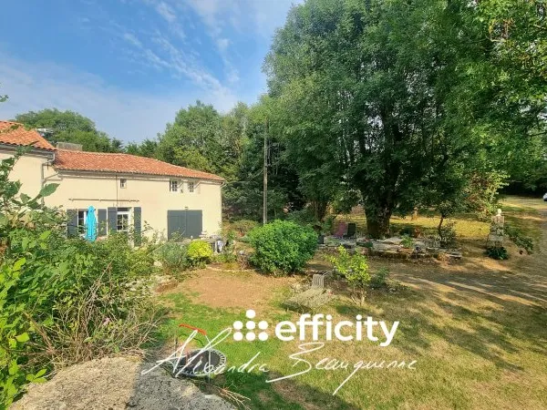 Maison 5 pièces 207 m²
