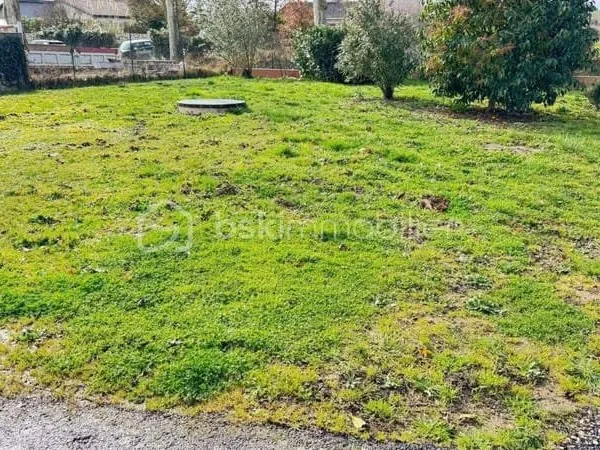 Terrain constructible 385 m²