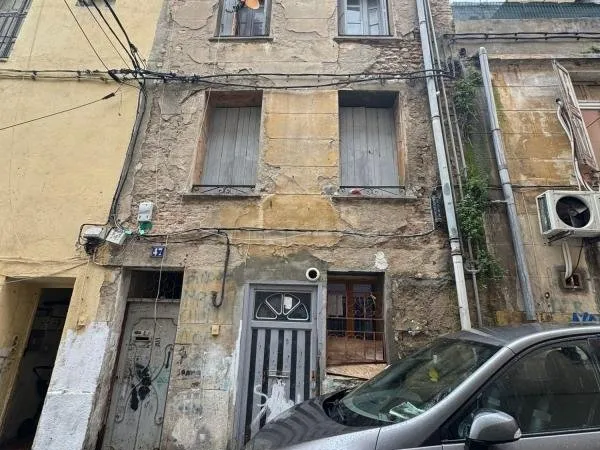 IMMEUBLE DE RAPPORT A RENOVER