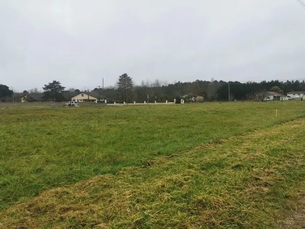 Terrain 1730 m²