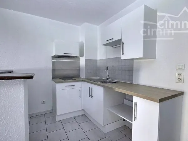APPARTEMENT F2 de 57.96 m² LE TEIL