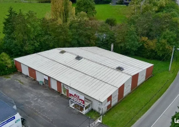 Local 950 m² Sarralbe