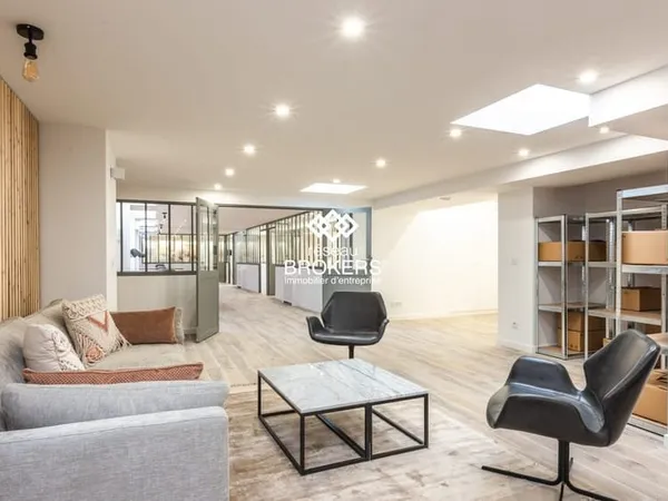 Bureaux 276 m²