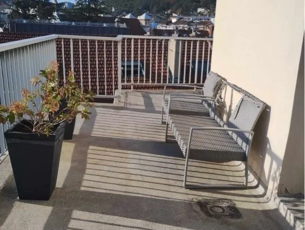 T2 - TERRASSE SANS VIS À VIS - 5 ème étage - Centre Ville