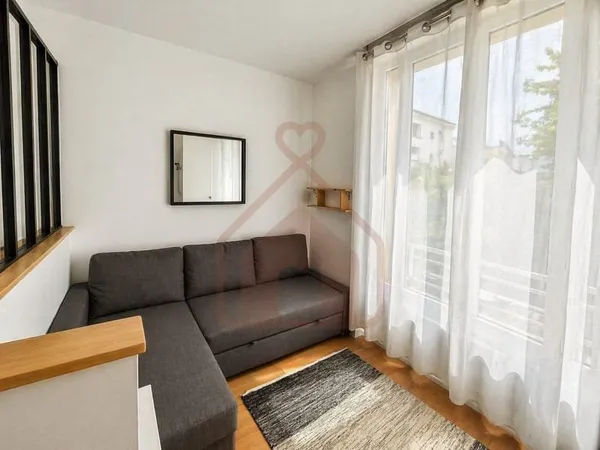 VILLEJUIF - STUDIO DE 13.76 M²