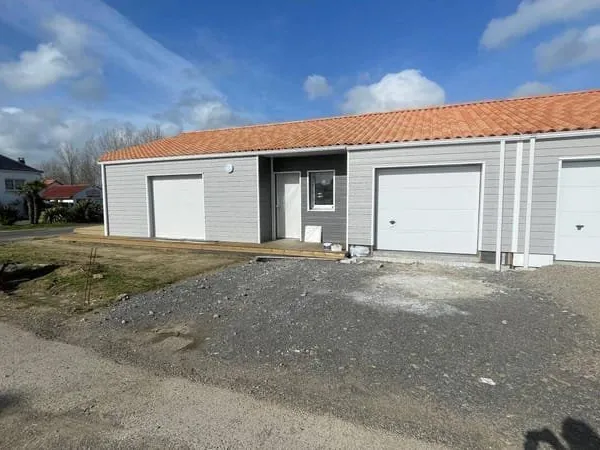 Maison de plain-pied 4 pièces 118 m²