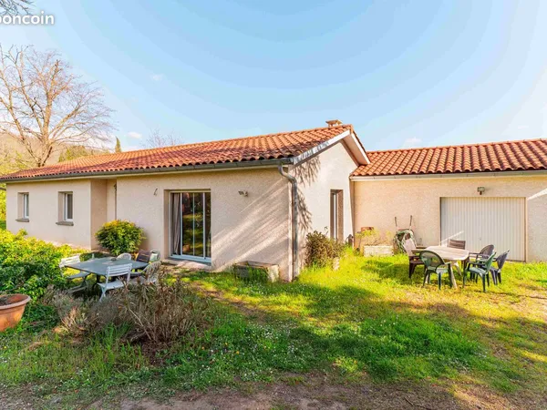 EXCLUSIVITÉ - VILLA PLAIN-PIED AU CŒUR DE Brignais