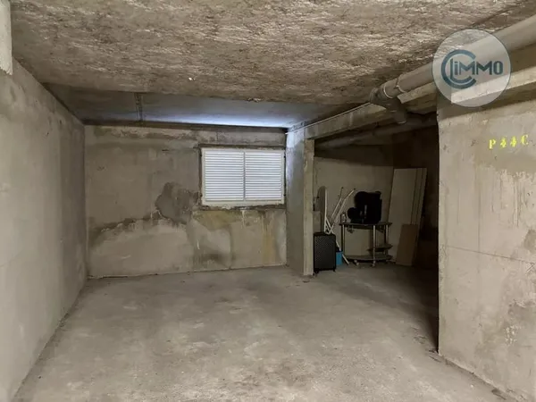 Location Nice, parking en sous sol secteur Fabron
