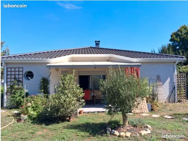 Maison plain-pied, jardin arboré - St Simon