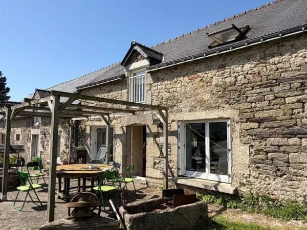 Longère en campagne proche toutes commodités avec terrain à Bâtir