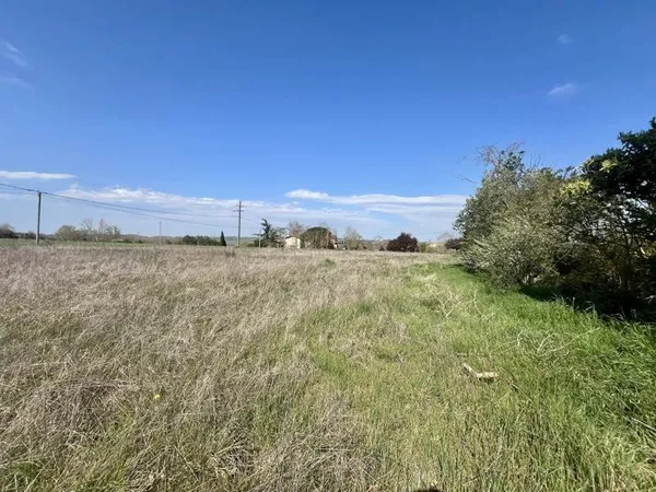 Terrain à bâtir de 0 pièces principales