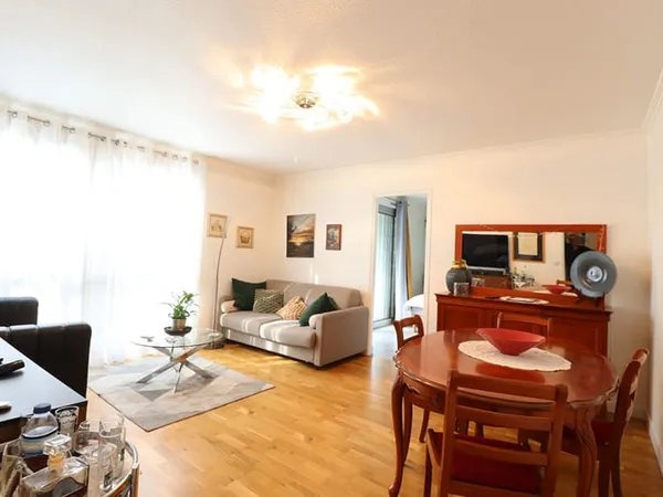 Appartement Pierrefitte Sur Seine 3 pièce(s) 68 m2