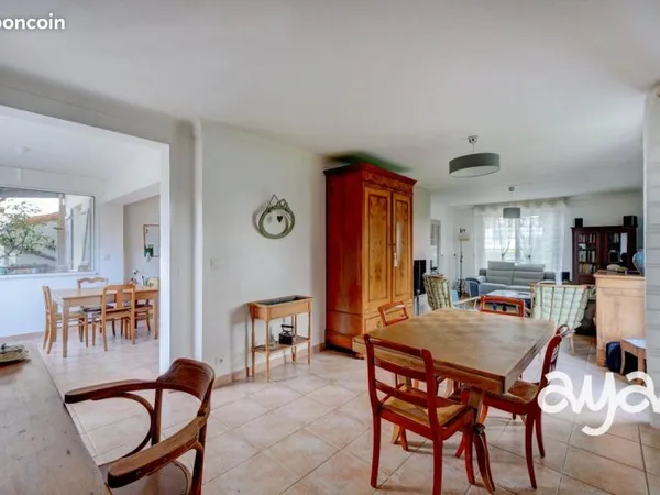 Maison 6 pièces 135 m²