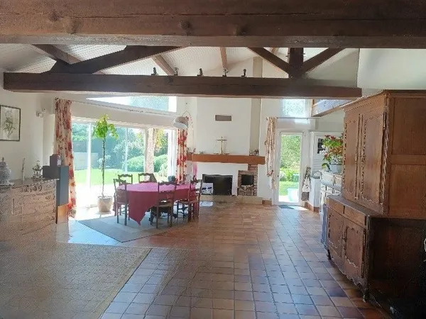Appartement 10 pièces 238 m²