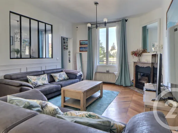 Maison 7 pièces 153 m²