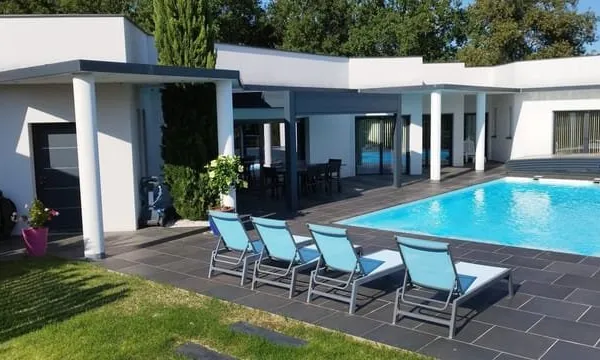Maison 6 pièces 250 m²