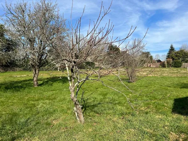 RARE À LA VENTE - TERRAIN CONSTRUCTIBLE 816 m² À BADEN -GOLFE DU MORBIHAN