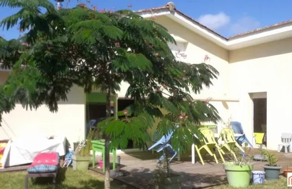 Maison avec garage attenant à 5 mn du Lac d'Hourtin