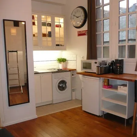 Studio meublé rive droite