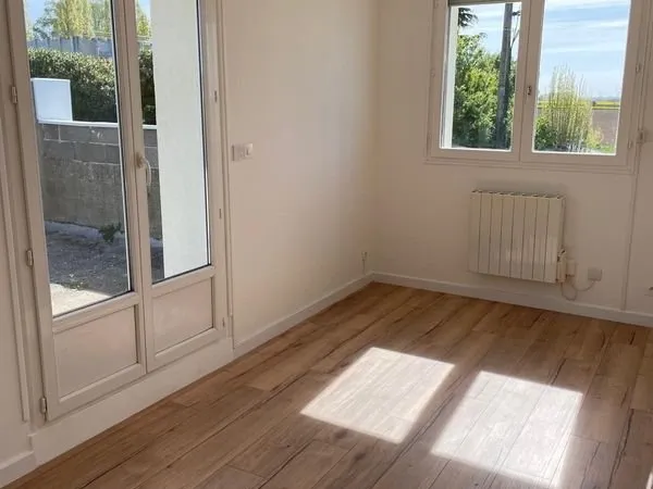 Appartement à louer LONGPERRIER