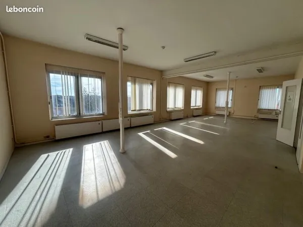 Local 250 m²