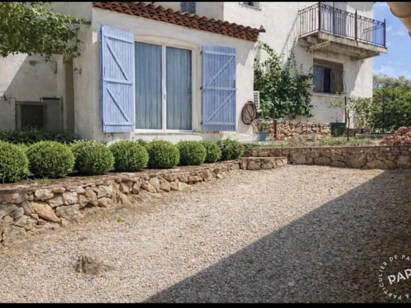 Maison 2 pièces 54 m²