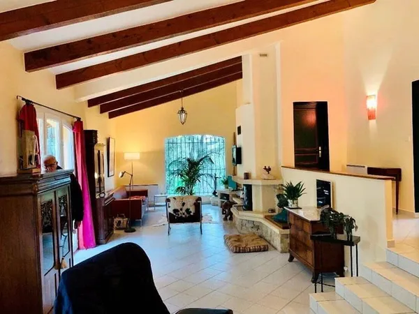 Maison 4 pièces 155 m²