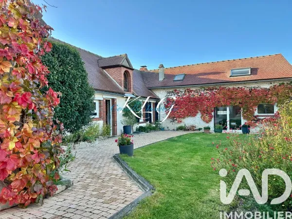 Maison 8 pièces 219 m²