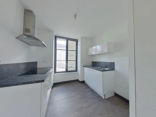 BEL APPARTEMENT DE TYPE 3 EN DUPLEX