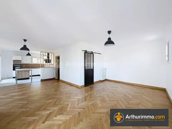 Maison 5 pièces 156 m²