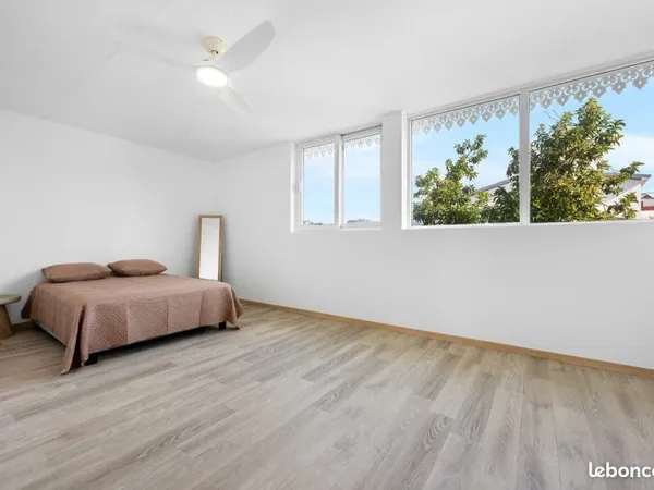 Chambre en colocation SAINTE SUZANNE 680