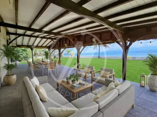 Villa 3 pièces 160 m²