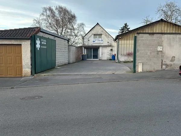 Local d’activité et entrepôt Vente Saint-Quentin 4p 270m² 1500€