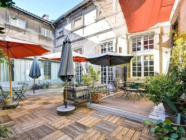 Avignon Hotel particulier XVIIème - Grand Appartement-Terrasse