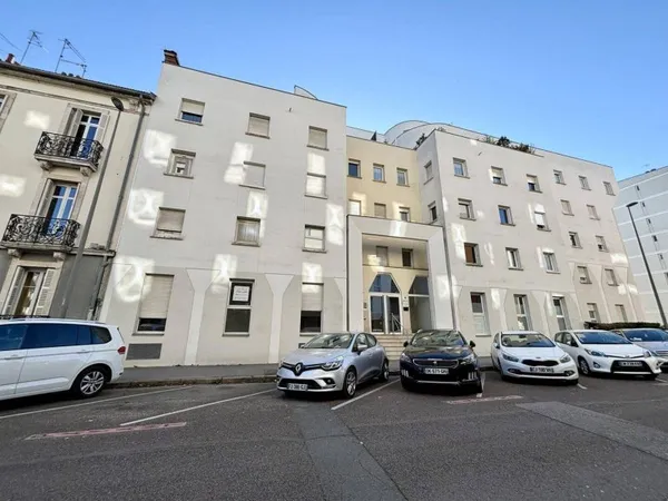 Bureaux 90 m²