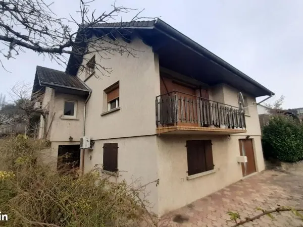 Maison 7 pièces 176 m²