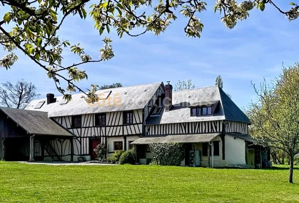 Propriété de charme de 228 m2- 5 chambres - 4282 m2 de terrain