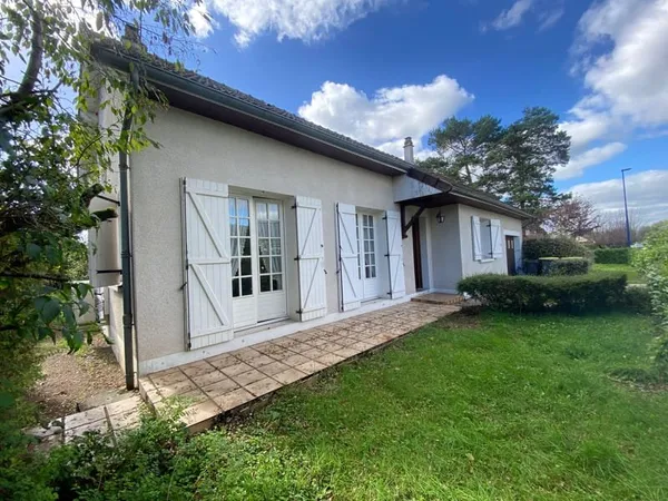 MAISON 2 CHAMBRES - DECIZE - QUARTIER CALME