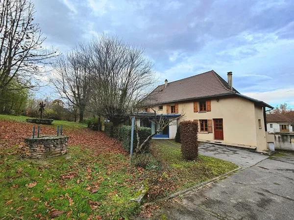 Maison dauphinoise - 164 m2 - Corbelin
