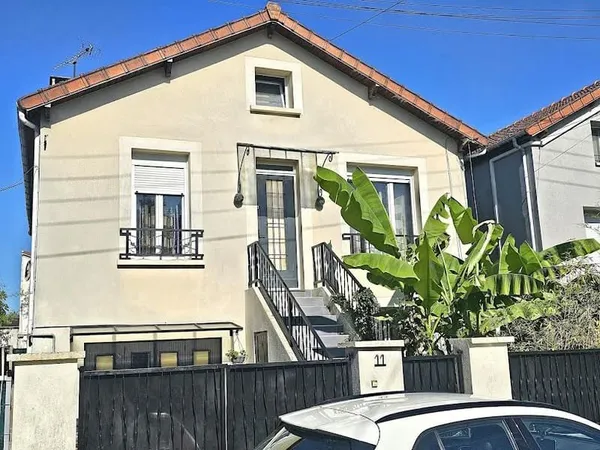 Maison 7 pièces 140 m²