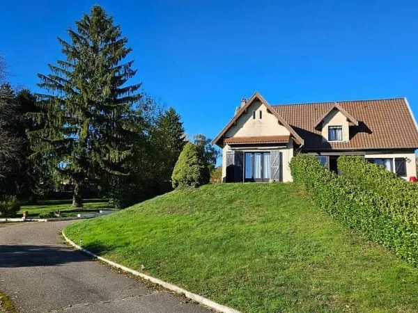 Maison 6 pièces 160 m²