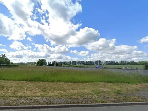 Terrain 554 m²