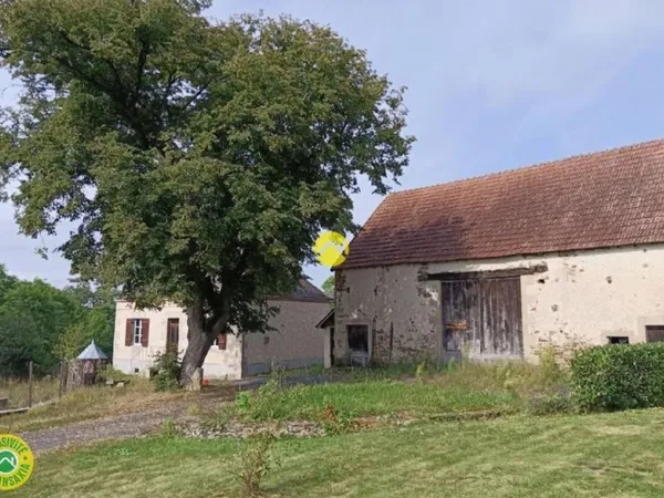 Maison + grange + dépendances
